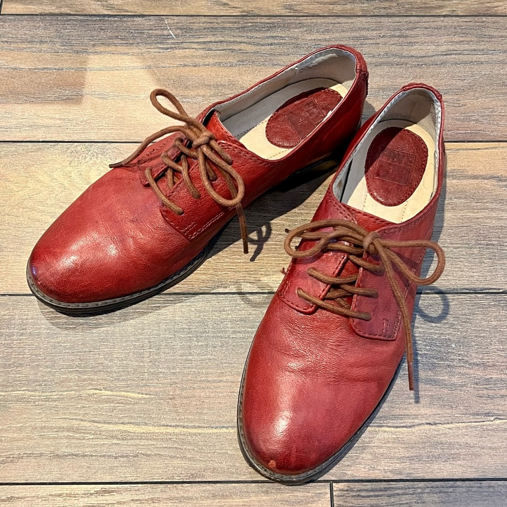 Frye Women’s Oxford Derby Distressed Genuine Leather Shoes Red Size US 6.5